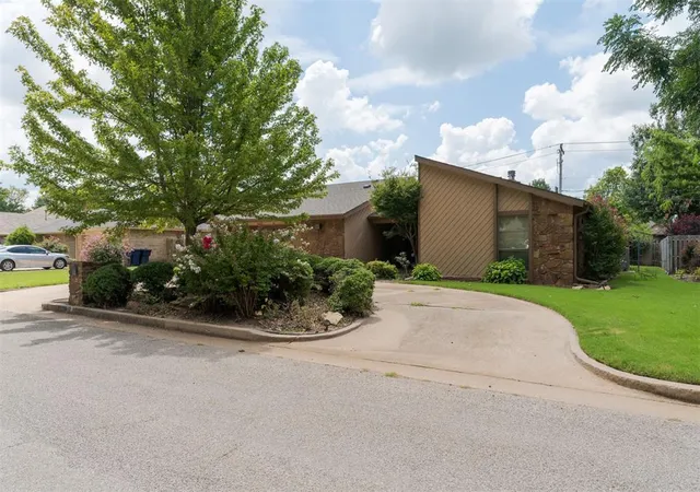 Photo 3 of Sale Pending at 2624 Sw 111th Street, Oklahoma City, OK 73170 | MLS# 1239698 | Listing updated on 2026-08-14