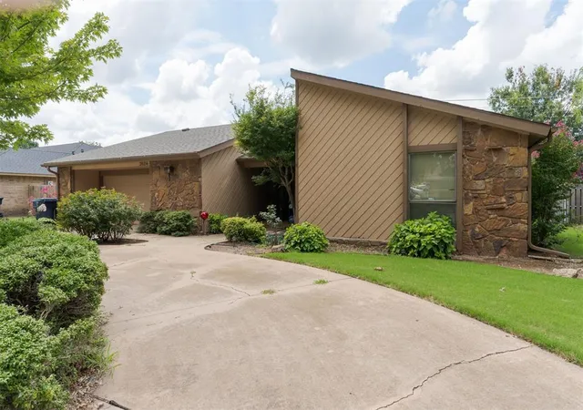 Photo 3 of Sale Pending at 2624 SW 111th Street, Oklahoma City, OK 73170 | MLS# 1239698 | Listing updated on 2026-08-14