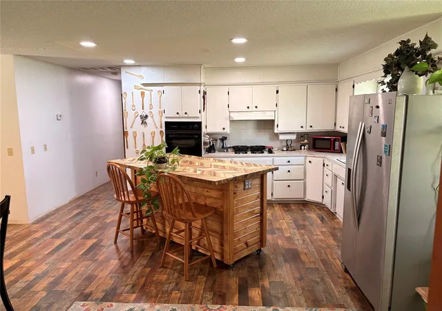 5th image of 2103 8Th St, Prague, OK 74864 | MLS# 1239704
