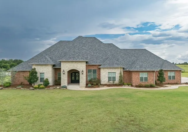 1st image of 19414 Abigail Dr, Shawnee, OK 74801 | MLS# 1239706