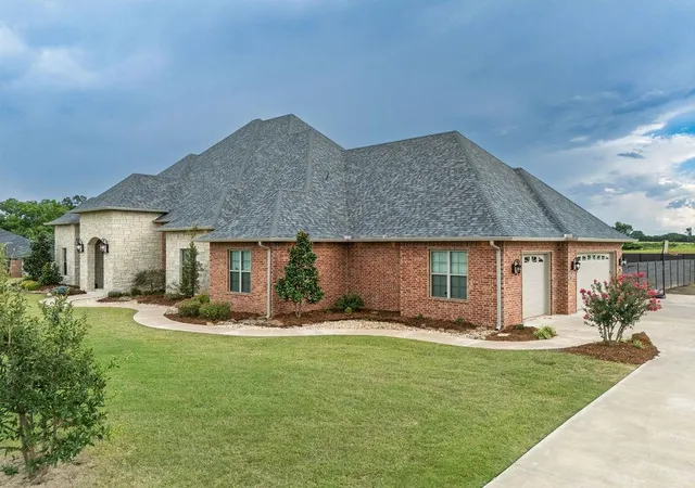2nd image of 19414 Abigail Dr, Shawnee, OK 74801 | MLS# 1239706
