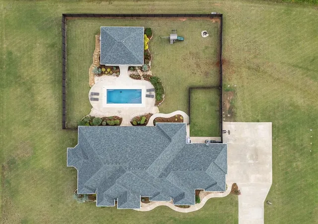 4th image of 19414 Abigail Dr, Shawnee, OK 74801 | MLS# 1239706