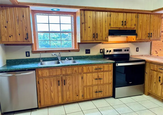 Photo 4 of Single family home for sale at 3927 Rocky Ridge Rd, Ponca City, OK 74604 | MLS# 1239708 | Listing updated on 2026-08-31