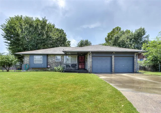 1st image of 1048 Nw 6th Pl, Moore, OK 73160 | MLS# 1239715