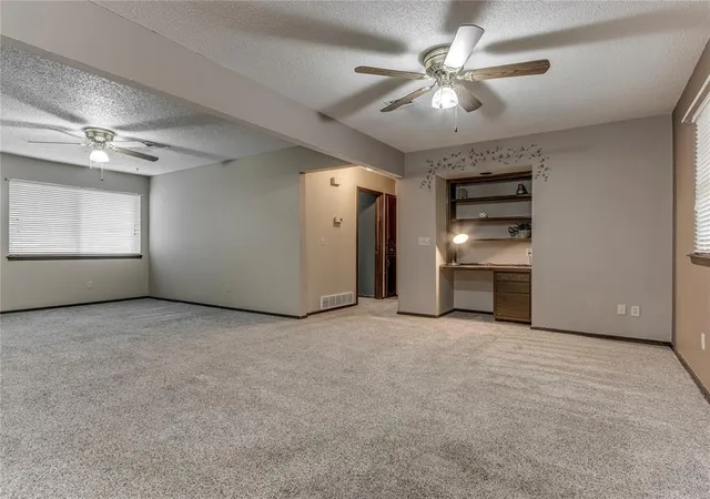 Photo 4 of Sale Pending at 1048 NW 6th Place, Moore, OK 73160 | MLS# 1239715 | Listing updated on 2026-09-12