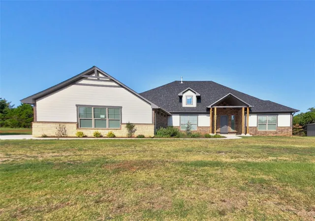 Photo 1 of Single family home for sale at 11573 Ward Rd, Guthrie, OK 73044 | MLS# 1239721 | Listing updated on 2026-08-16