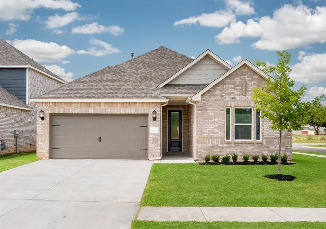 1st image of 3108 Adelyn Ter, Yukon, OK 73099 | MLS# 1239740