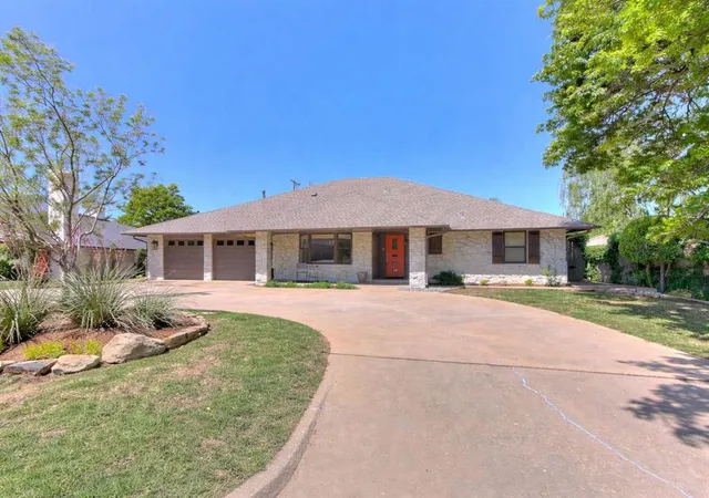 1st image of 2725 Nw 58th St, Oklahoma City, OK 73112 | MLS# 1239742