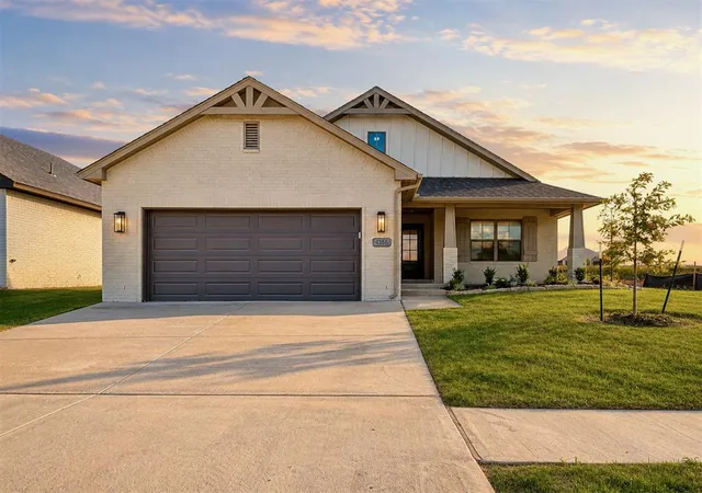Photo 2 of Single family home for sale at 4356 Ranchwood Dr, Edmond, OK 73025 | MLS# 1239744 | Listing updated on 2026-08-07