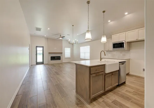 Photo 4 of Single family home for sale at 4356 Ranchwood Dr, Edmond, OK 73025 | MLS# 1239744 | Listing updated on 2026-08-07