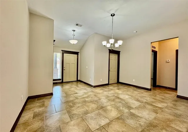 5th image of 18123 Manera Wy, Edmond, OK 73012 | MLS# 1239745