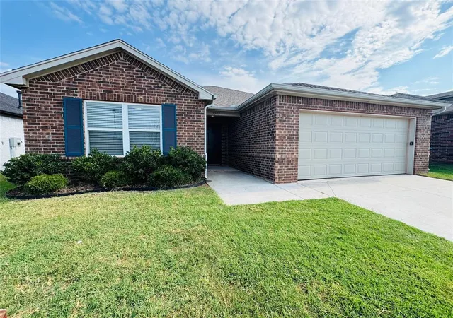 1st image of 5303 Nicole Dr, Tuttle, OK 73089 | MLS# 1239768
