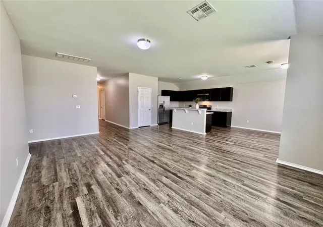 4th image of 5303 Nicole Dr, Tuttle, OK 73089 | MLS# 1239768