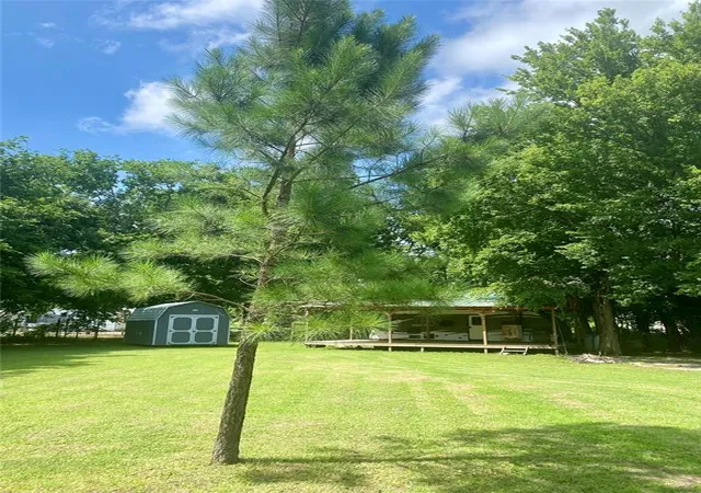 3rd image of 311 E Saint Louis St, Wetumka, OK 74883 | MLS# 1239781