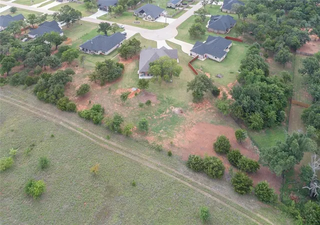42nd image of 2408 Blackjack Ct, Blanchard, OK 73010 | MLS# 1239787