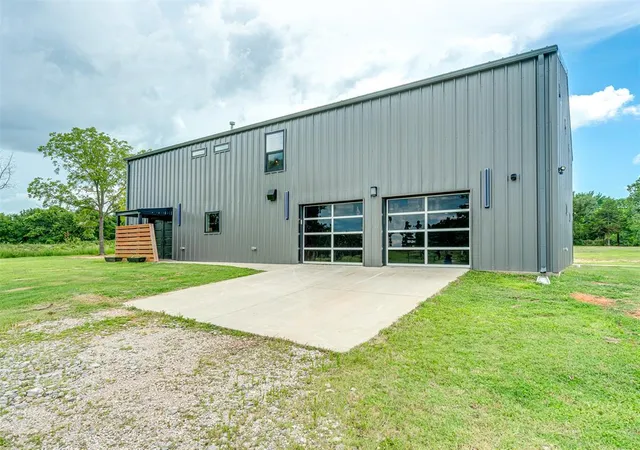 2nd image of 14668 Circle Dr, Choctaw, OK 73020 | MLS# 1239795