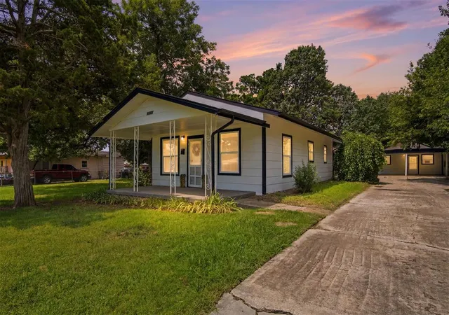1st image of 1412 S Evans Ave, El Reno, OK 73036 | MLS# 1239802
