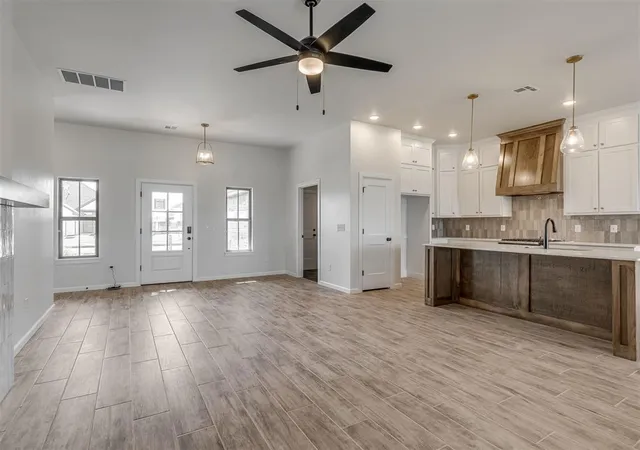 2nd image of 4913 Misty Wood Ln, Mustang, OK 73064 | MLS# 1239807