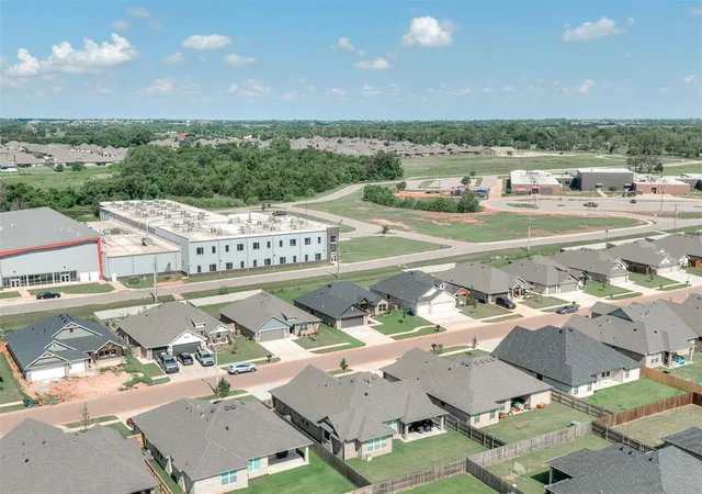 38th image of 4913 Misty Wood Ln, Mustang, OK 73064 | MLS# 1239807