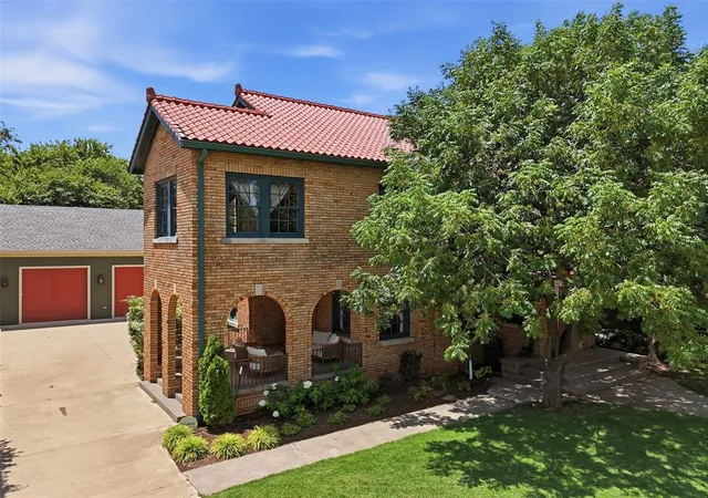Photo 3 of Sale Pending at 706 Ne 19th Street, Oklahoma City, OK 73105 | MLS# 1239813 | Listing updated on 2026-08-05