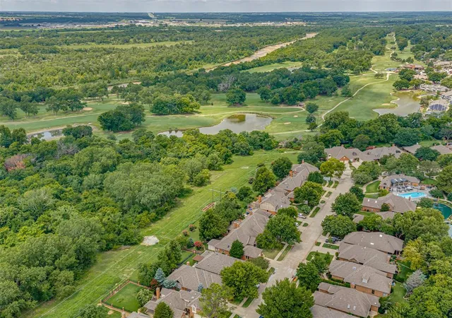 41st image of 1032 Riviera Dr, Norman, OK 73072 | MLS# 1239833