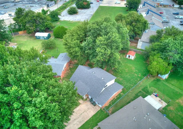41st image of 1513 Cherry Stone St, Norman, OK 73072 | MLS# 1239834