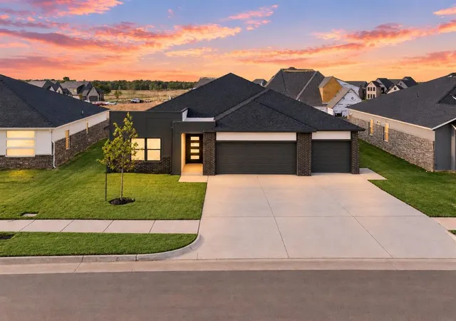 Single family home for sale at 4209 NW 180th Street, Edmond, OK 73012 | MLS# 1239854