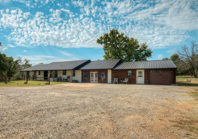 2nd image of 5633 Ward Acres Rd, Blanchard, OK 73010 | MLS# 1239871