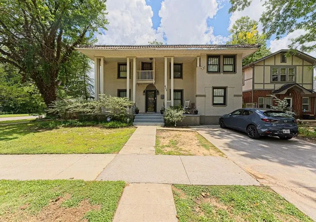 2nd image of 603 S Crawford Ave, Norman, OK 73069 | MLS# 1239879