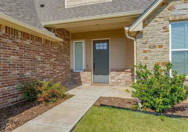 4th image of 509 Carlow Wy, Yukon, OK 73099 | MLS# 1239881