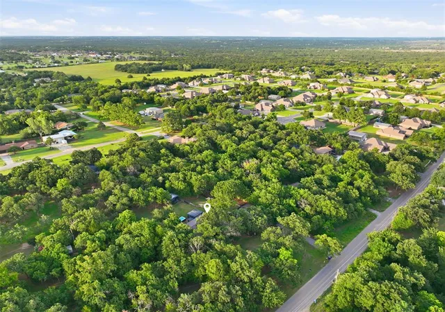 42nd image of 3620 W Charter Oak Rd, Edmond, OK 73034 | MLS# 1239884