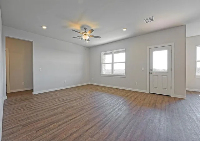5th image of 3350 Manning Farms Blvd, El Reno, OK 73036 | MLS# 1239885