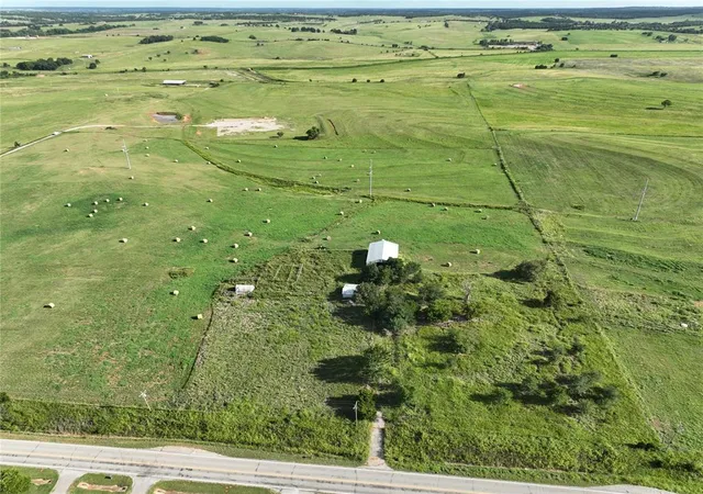 3rd image of 251 County Rd 1370, Chickasha, OK 73018 | MLS# 1239886