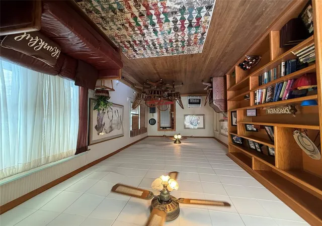 4th image of 101 Nw 7Th St, Tuttle, OK 73089 | MLS# 1239907