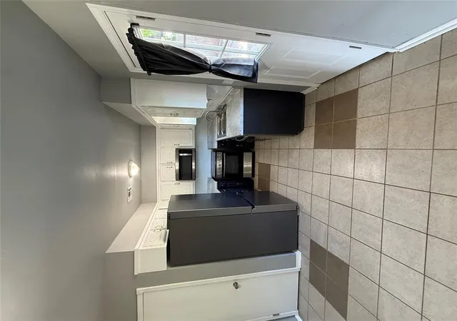 5th image of 304 Liza Ln, Tecumseh, OK 74873 | MLS# 1239915