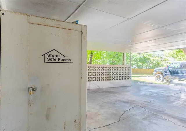 23rd image of 621 S Broadway Ave, Ada, OK 74820 | MLS# 1239951