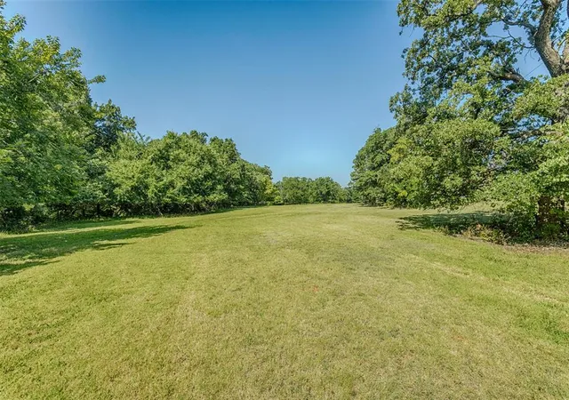 15th image of 12100 S Broadway St, Edmond, OK 73034 | MLS# 1239954