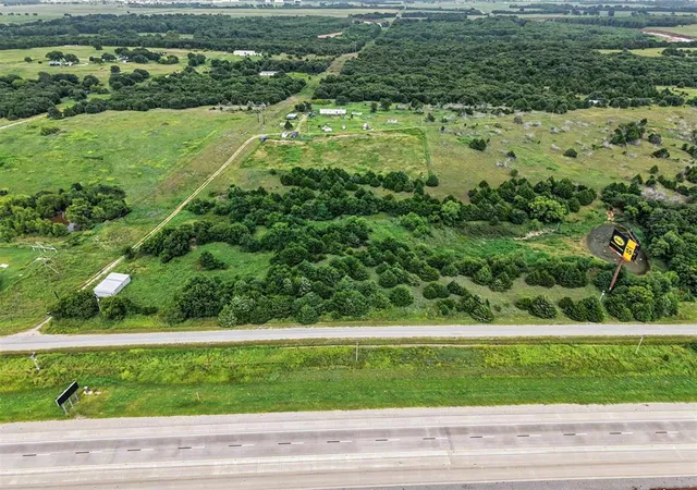 2nd image of 26597 N County Road 3250 Road, Wynnewood, OK 73098 | MLS# 1239964