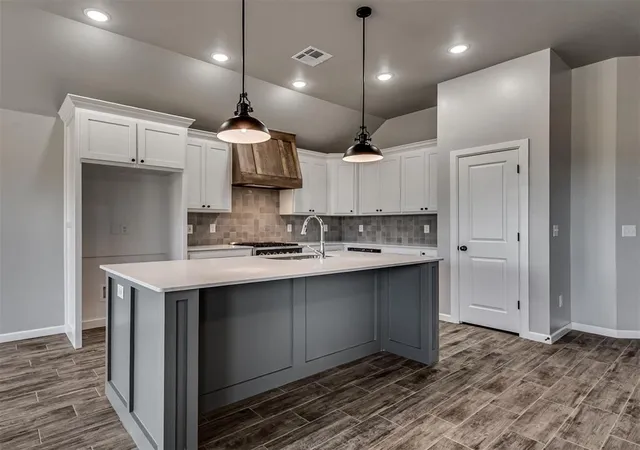 5th image of 1111 Wisteria Wy, Noble, OK 73068 | MLS# 1239967