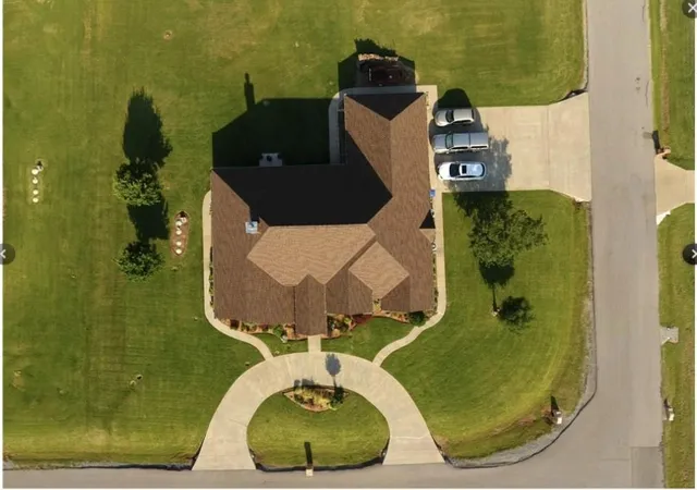 5th image of 1431 Nw Still Water Trl, Lawton, OK 73507 | MLS# 1239971