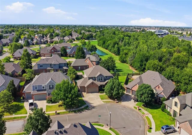 Photo 2 of Sale Pending at 1728 Nw 183rd Street, Edmond, OK 73012 | MLS# 1239982 | Listing updated on 2026-09-22
