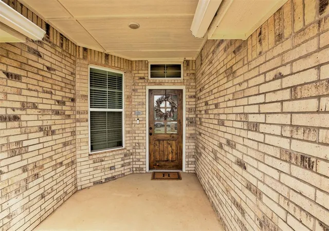 Photo 3 of Single family home for sale at 7316 Elaine St, Yukon, OK 73099 | MLS# 1239997 | Listing updated on 2026-09-22