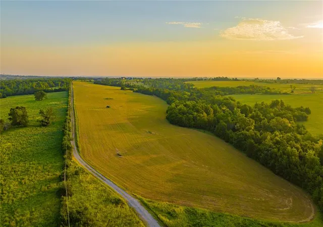 4th image of 1330 Chestnut Cove, Washington, OK 73093 | MLS# 1240002