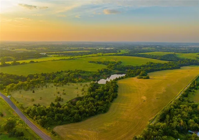 1st image of 2564 Summit Lake Cir, Washington, OK 73093 | MLS# 1240006