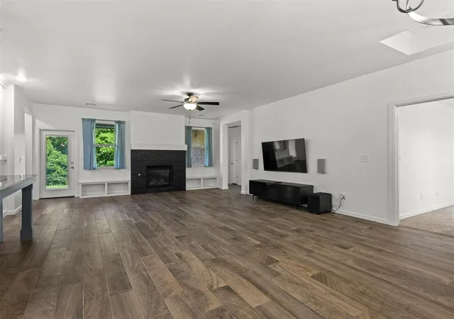 5th image of 2429 Creekview Dr, Moore, OK 73160 | MLS# 1240013