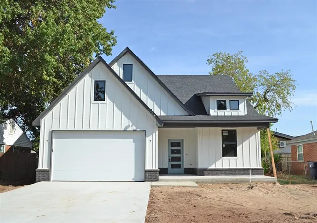 Photo 3 of Single family home for sale at 2909 Nimitz Blvd, Oklahoma City, OK 73112 | MLS# 1240021 | Listing updated on 2026-09-17