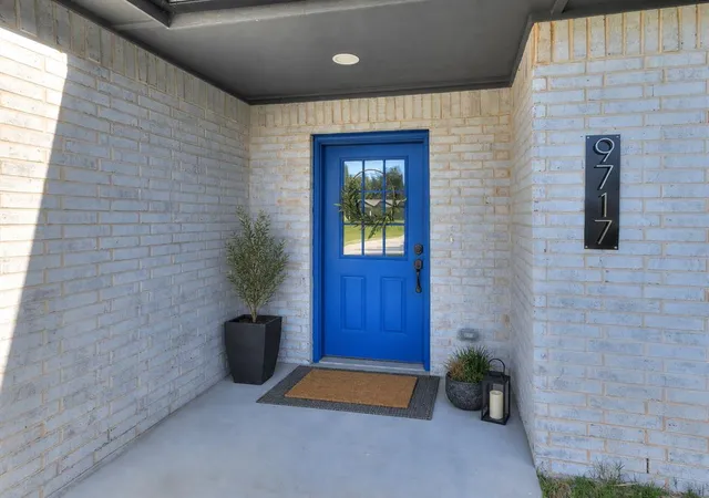 Photo 2 of Sale Pending at 9717 Ne 10th Street, Oklahoma City, OK 73130 | MLS# 1240026 | Listing updated on 2026-08-26
