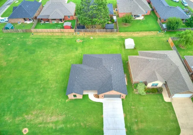 3rd image of 705 E Kennedy St, Lexington, OK 73051 | MLS# 1240034
