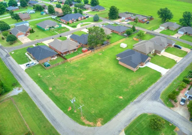 41st image of 705 E Kennedy St, Lexington, OK 73051 | MLS# 1240034