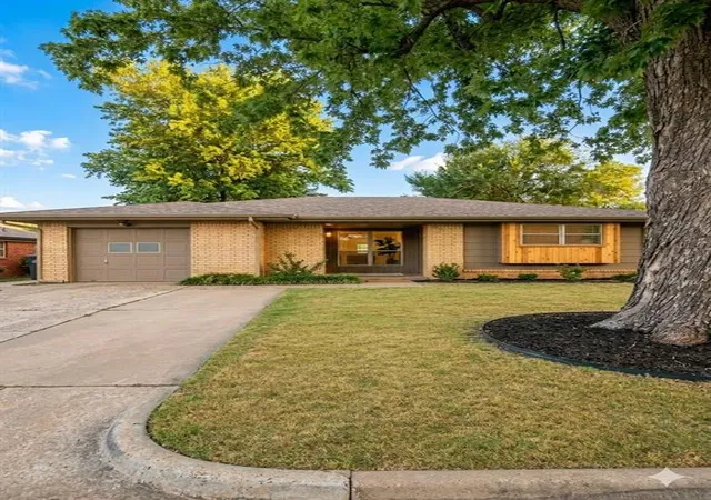Photo 1 of Single family home for sale at 1109 W Peebly Dr, Midwest City, OK 73110 | MLS# 1240037 | Listing updated on 2026-08-30